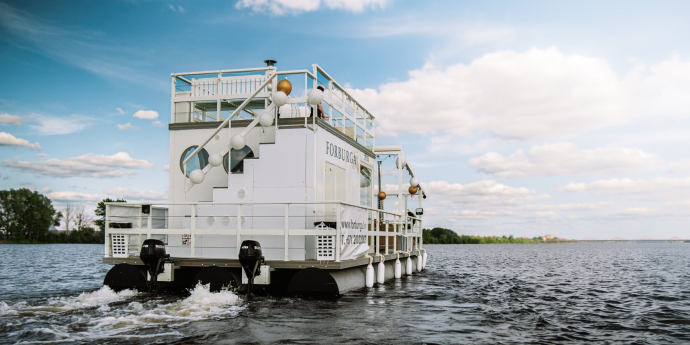 "Forburga" sauna raft