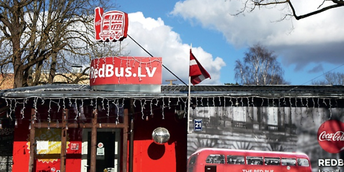 Red Bus Majori