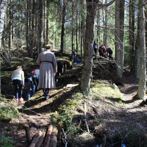 Ellujäämise seiklusmäng Kemeri soos