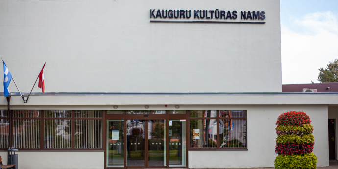 Kauguru kultūras nams