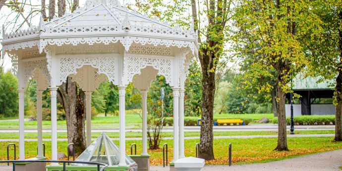 Sēravota paviljons un sēravots “Ķirzaciņa”