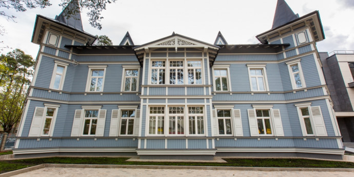 Katrin Apartments