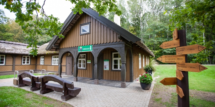 Ķemeri National Park Information Center "Meža māja"