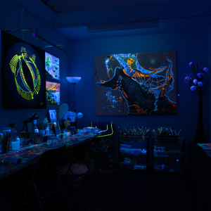 Vitālija Jermolajeva gleznu teātris "Inner light"