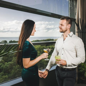 “Singles only” vakars | Viesnīcas “Jūrmala SPA Hotel” “Seaside” bārs 11.stāvā