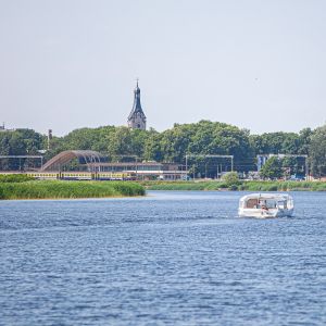 Atpūtas kuģītis "Elizabete" Majoru piestātnē