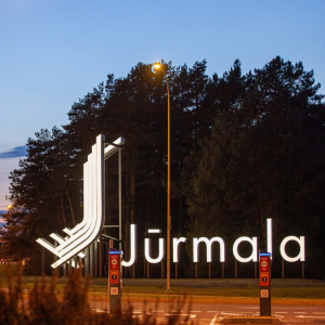 Nuo vasario 1 d. norint įvažiuoti į Jūrmalą reikia turėti leidimą