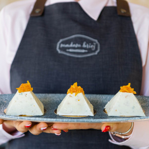 Lieldienu biezpiena deserts - konditoreja &quot;Madam Brioš&quot;