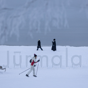 Ko darīt ziemā Jūrmalā? Kustība dabā un kultūra pilsētā