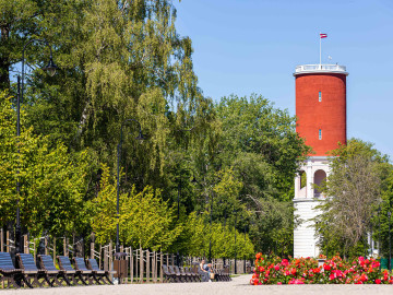Ķemeru kūrorta parkā sākas sezona – atveras ūdenstornis un atjaunota mežaparka teritorija